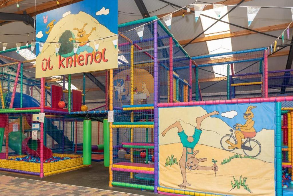 Camping De Duinhoeve Chalet Schelp Not For Companies ニーウ・ハームステーデ エクステリア 写真